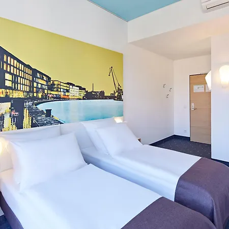 Hafen Otel